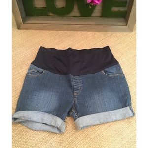 🛍SALE🛍Liz Lange For Target Maternity Cuffed Shorts, Sz 8